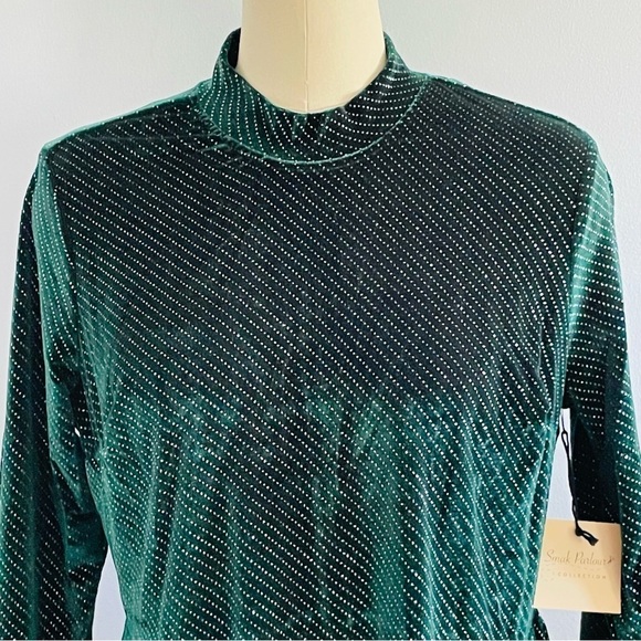 Smak Parlour Emerald Sparkly Velvet Mock Turtleneck Dress- Size 2X- NWT - Picture 4 of 10